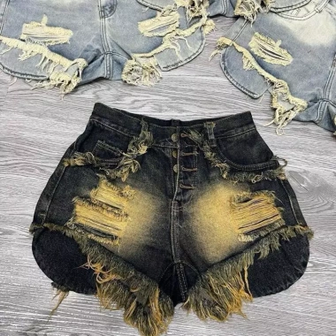 Sốt jean nữ rách 4 nút loang bụi, đậm cạp cao, dáng siêu hách - Giá chỉ 129k 8 Sốt jean nữ rách 4 nút loang bụi, đậm cạp cao, dáng siêu hách - Giá chỉ 129k 8