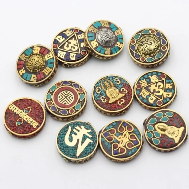 Spacer Hạt Nepal Handmade Retro 6 ký tự Mantra cho Xe Móc Khóa Giá 50.192₫ Spacer Hạt Nepal Handmade Retro 6 ký tự Mantra cho Xe Móc Khóa Giá 50.192₫