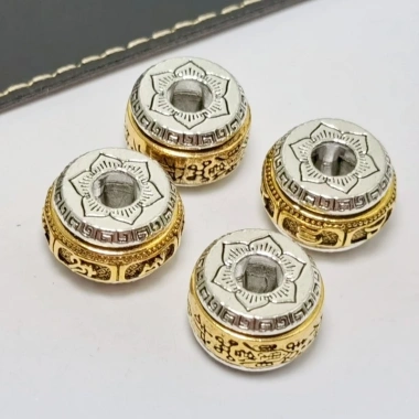 Spacer Hạt Tây Tạng Hợp Kim Bạc - Vòng Tay DIY Sáu Xương Mantra Xoay Hai Màu, Giá ưu đãi 32.326 VND 8 Spacer Hạt Tây Tạng Hợp Kim Bạc - Vòng Tay DIY Sáu Xương Mantra Xoay Hai Màu, Giá ưu đãi 32.326 VND 8