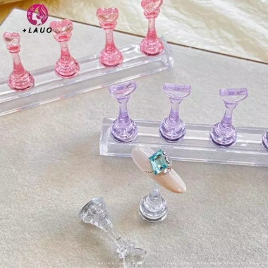 Springevenstar 5 móng tay acrylic 3cm cờ vua : Đứng đeo, dụng cụ salon, giá 42.790₫