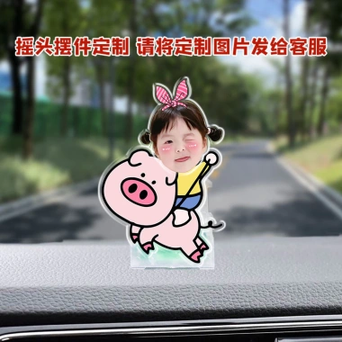 Standee Lắc Đầu Gia Đình 3 Người In Theo Yêu Cầu, Ghép Mặt, Trang Trí Bàn - 68.782₫
