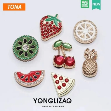 Sticker Charm Kim Loại Nút Dép Anh Đào - Trang Trí Giày Có Lỗ, Giá 13.000₫