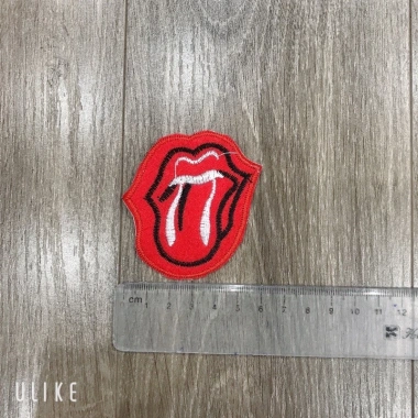 Sticker logo mẫu môi miệng giá chỉ 5.000 VNĐ - Thiết kế sáng tạo, dán nhanh