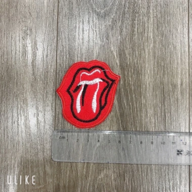 Sticker logo mẫu môi miệng giá chỉ 5.000 VNĐ - Thiết kế sáng tạo, dán nhanh