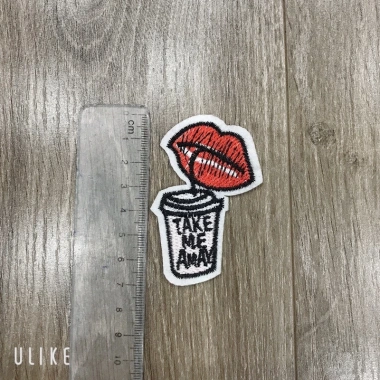 Sticker logo mẫu môi miệng giá chỉ 5.000 VNĐ - Thiết kế sáng tạo, dán nhanh