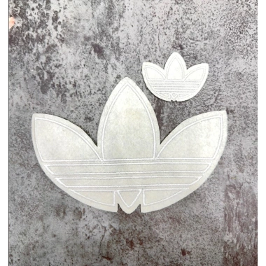 Sticker logo thêu ADIDA.S hoa màu be - ủi nhiệt, bền, giảm giá 30%, chỉ 7.000₫