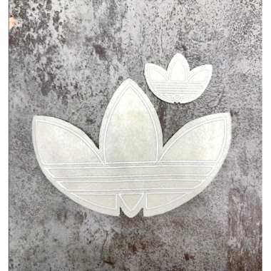 Sticker logo thêu ADIDA.S hoa màu be - ủi nhiệt, bền, giảm giá 30%, chỉ 7.000₫