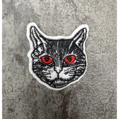 Sticker logo thêu gấu đa dạng, giá siêu tiết kiệm 6.000đ, chất lượng cao, dễ dán 5