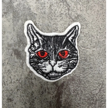 Sticker logo thêu gấu đa dạng, giá siêu tiết kiệm 6.000đ, chất lượng cao, dễ dán 7