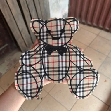 Sticker logo thêu Gấu kẻ BBR ủi nhiệt - Dán nhiệt, giảm giá 28.500₫ 2 Sticker logo thêu Gấu kẻ BBR ủi nhiệt - Dán nhiệt, giảm giá 28.500₫ 2