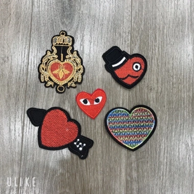 Sticker logo thêu hình trái tim ủi nhiệt - Giá chỉ 6.000đ, giảm từ 7.320đ