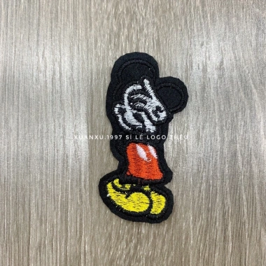 Sticker Logo Thêu Mèo và Mickey - Giá Ưu Đãi 9.500₫, Chất Lượng Cao, Dễ Dán