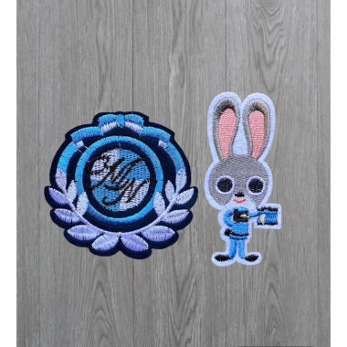 Sticker logo thỏ xanh 2 hình ủi nhiệt mẫu mới – In chất lượng, giá chỉ 13.500₫