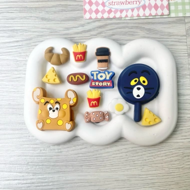 Sticker Phụ Kiện Gắn Dép Xinh Xắn – Charm Trang Trí Dép, Giảm Giá 25.000 VNĐ tại PINIC STORE 10 Sticker Phụ Kiện Gắn Dép Xinh Xắn – Charm Trang Trí Dép, Giảm Giá 25.000 VNĐ tại PINIC STORE 10