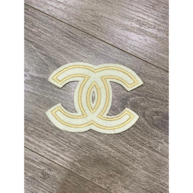 Sticker thêu chữ X 8cm - Miếng vá ủi nhiệt cho quần áo rách, giá chỉ 4.900₫