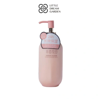 Sữa dưỡng thể Little Dream Garden 250ml - Dưỡng ẩm, mềm da, hương hoa hồng và hoa nhài Rosslyn Hà Nội - 205.000 VND 9 Sữa dưỡng thể Little Dream Garden 250ml - Dưỡng ẩm, mềm da, hương hoa hồng và hoa nhài Rosslyn Hà Nội - 205.000 VND 9