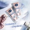 Sữa dưỡng thể Vaseline Gluta-Hya Tone-Up Lotion Niacinamide 300ml Nâng tông ngay, da sáng mịn 2