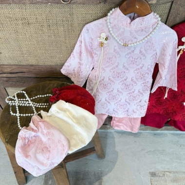 Sữa Kids Áo Dài 4ct Bé Trai & Gái Lụa Gấm Mềm Mịn, Phù hợp Tết Lễ Hội 7-15kg