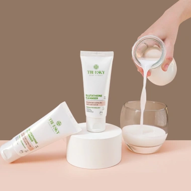 Sữa Rửa Mặt Rau Má Truesky 50gr - Ngừa mụn, kiềm dầu, tẩy tế bào chết, sáng da cho tuổi dậy thì