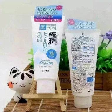 Sữa rửa mặt tạo bọt HadaLabo Gokujyun - Dưỡng ẩm sâu, Da mềm mịn, Giá chỉ 99.000 VND