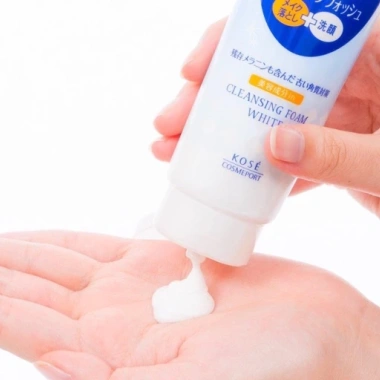 Sữa rửa mặt tạo bọt KoSe Softymo – Dưỡng ẩm, làm sạch sâu, giảm mụn, Giá ưu đãi 99.000₫ (giá gốc 123.750₫) 2 Sữa rửa mặt tạo bọt KoSe Softymo – Dưỡng ẩm, làm sạch sâu, giảm mụn, Giá ưu đãi 99.000₫ (giá gốc 123.750₫) 2