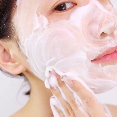 Sữa rửa mặt tạo bọt KoSe Softymo – Dưỡng ẩm, làm sạch sâu, giảm mụn, Giá ưu đãi 99.000₫ (giá gốc 123.750₫)