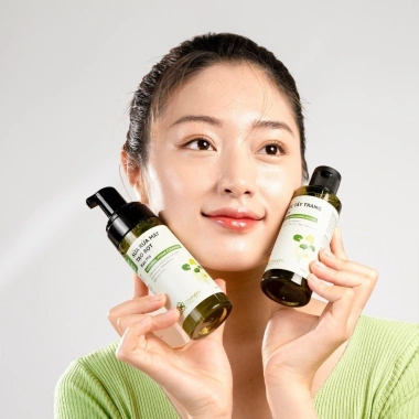 Sữa Rửa Mặt Tạo Bọt Mềm Mịn Rau Má 150ml - Làm Sạch, Da Mụn, Dầu, Nhạy Cảm - 36k