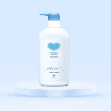 Sữa tắm dưỡng ẩm Cow Additive Free 380ml/500ml - Giá 119k, da mềm mịn, không phụ gia