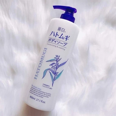 Sữa tắm dưỡng ẩm trắng sáng da Ý Hatomugi Kumano Reihaku 800ml - Giá chỉ 119.000đ