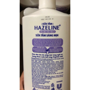 Sữa tắm dưỡng thể Hazeline 800g Dưỡng ẩm, làm sáng da, da mềm mịn, giá chỉ 104.999