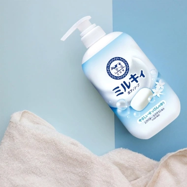 Sữa tắm tạo bọt Cow Milky Body Soap 500ml - Dưỡng ẩm, thơm nhẹ, giảm giá 22%