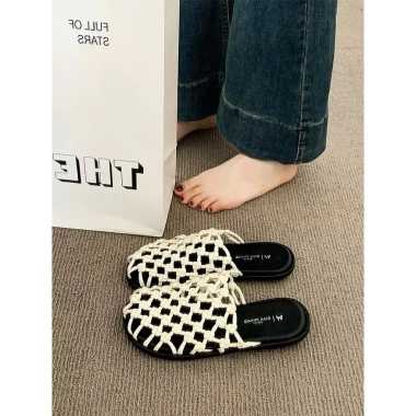 Sục đan lưới ô vuông QCCC chân gầy nhỏ lùi size W20 - Giá ưu đãi 319.800₫