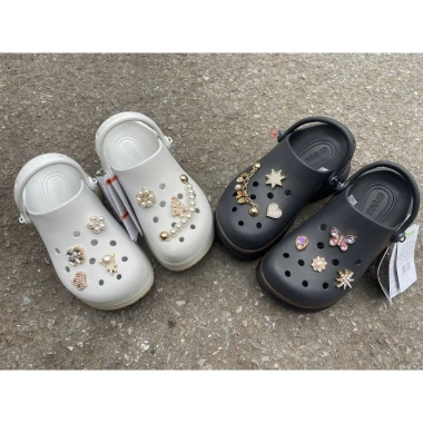 Sục Dép Nhựa Eva X Super Bae Đế Cao 6CM 8 Hình Gắn Ngẫu Nhiên, Giá 599.000 VND giảm từ 724.790 VND