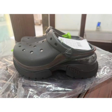 Sục Dép Nhựa Eva X Super Bae Đế Cao 6CM 8 Hình Gắn Ngẫu Nhiên, Giá 599.000 VND giảm từ 724.790 VND