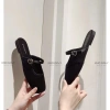 Sục nữ bệt mũi vuông dây ngang đá trái tim - Giá ưu đãi 119.000đ, thiết kế sang trọng 3