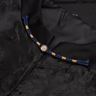 Sườn Xám Tấm Khóa Trung Hoa tay lá vàng, hạt & sợi vàng, đuôi dài, phù hợp Hanfu, giảm giá 5.9k 3 Sườn Xám Tấm Khóa Trung Hoa tay lá vàng, hạt & sợi vàng, đuôi dài, phù hợp Hanfu, giảm giá 5.9k 3