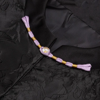Sườn Xám Tấm Khóa Trung Hoa tay lá vàng, hạt & sợi vàng, đuôi dài, phù hợp Hanfu, giảm giá 5.9k 8 Sườn Xám Tấm Khóa Trung Hoa tay lá vàng, hạt & sợi vàng, đuôi dài, phù hợp Hanfu, giảm giá 5.9k 8