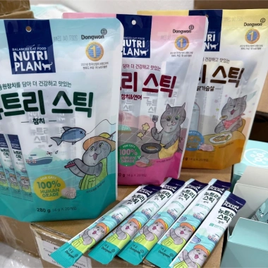 Súp Thưởng Nutri Plan Cao Cấp Hàn Quốc cho Mèo - 45 Thanh Tặng Cần Câu, 141,000₫