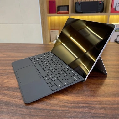 Surface Go 1 10 inch 1.800x1.200 - Intel 4.415Y, Giá 2.3M, Màn hình sắc nét