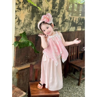 SY9 Kèm Mấn Hoa - Sét Yếm TẾT 2.026 + Váy Hoa Nguyệt Xinh Xắn cho Bé Vani Kids 139k 5