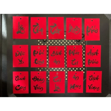Tag đỏ Tết 100 chiếc 5x7cm kèm dây - Thư pháp trang trí cây mai đào, 39.000₫ Tag đỏ Tết 100 chiếc 5x7cm kèm dây - Thư pháp trang trí cây mai đào, 39.000₫