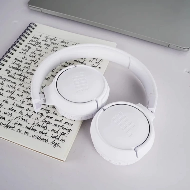 Tai Nghe Bluetooth JBL Tune 520BT chính hãng - Chụp tai, âm thanh mạnh mẽ, ngoài trời, nghe nhạc & game, giảm 23% 6 Tai Nghe Bluetooth JBL Tune 520BT chính hãng - Chụp tai, âm thanh mạnh mẽ, ngoài trời, nghe nhạc & game, giảm 23% 6