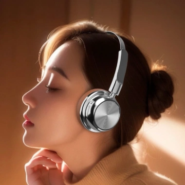Tai Nghe Không Dây M20 Bluetooth 5.3 Chụp Tai Nhỏ Gọn Thời Trang Giá 249.000đ
