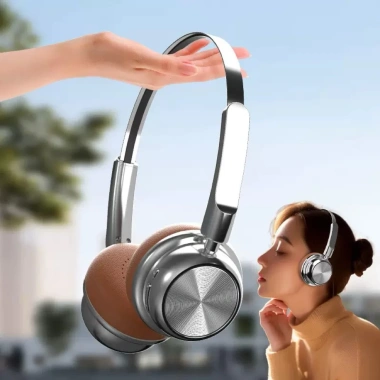 Tai Nghe Không Dây M20 Bluetooth 5.3 Chụp Tai Nhỏ Gọn Thời Trang Giá 249.000đ