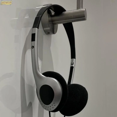 Tai Nghe Retro Walkman MP3 Cổ Điển, Nhỏ Gọn, Thời Trang, Dây Cắm – Giá 38.940₫