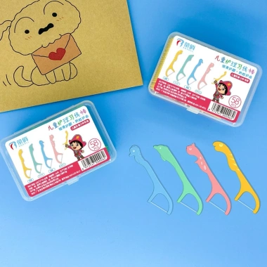 Tăm chỉ nha khoa trẻ em sợi kép bảo vệ răng bé chuẩn, túi 60 chiếc 30.000₫