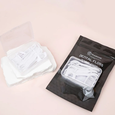Tăm nha khoa Marvis Dental Floss Toothpick 50 cái - Giá 39.000₫, ưu đãi đặc biệt 3 Tăm nha khoa Marvis Dental Floss Toothpick 50 cái - Giá 39.000₫, ưu đãi đặc biệt 3
