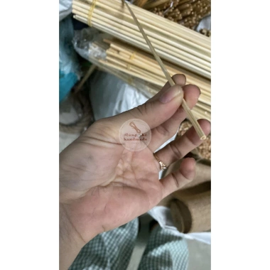 Tăm Tre Dài Bào Nhẵn 30 Thanh Size 3/4/5mm Dài 50-60cm Làm Mô Hình Giá 16.000 VND 2