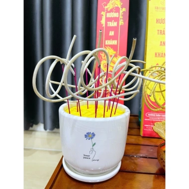 Tàn Trắng Hương Nhang Cuộn Hình Số 6 Thơm Tết - 100 Nén Không Hóa Chất, Cuộn Đẹp Hộp, Giá chỉ 54.750₫ 8