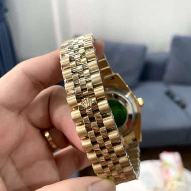 Tặng Hộp Đẹp Đồng Hồ Nam RoLex Sapphire R022 36/40mm Trắng Pin Nhật Giảm Giá 2.550.000₫ 7 Tặng Hộp Đẹp Đồng Hồ Nam RoLex Sapphire R022 36/40mm Trắng Pin Nhật Giảm Giá 2.550.000₫ 7